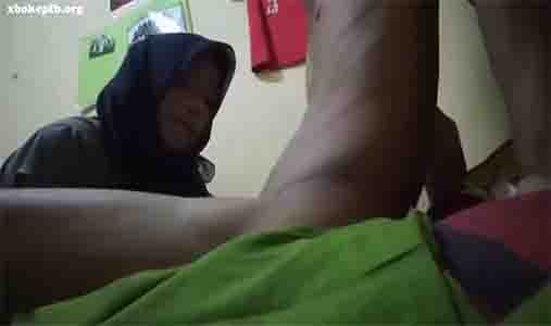 Bokep bawa ukhti ke kosan ajak ngewe